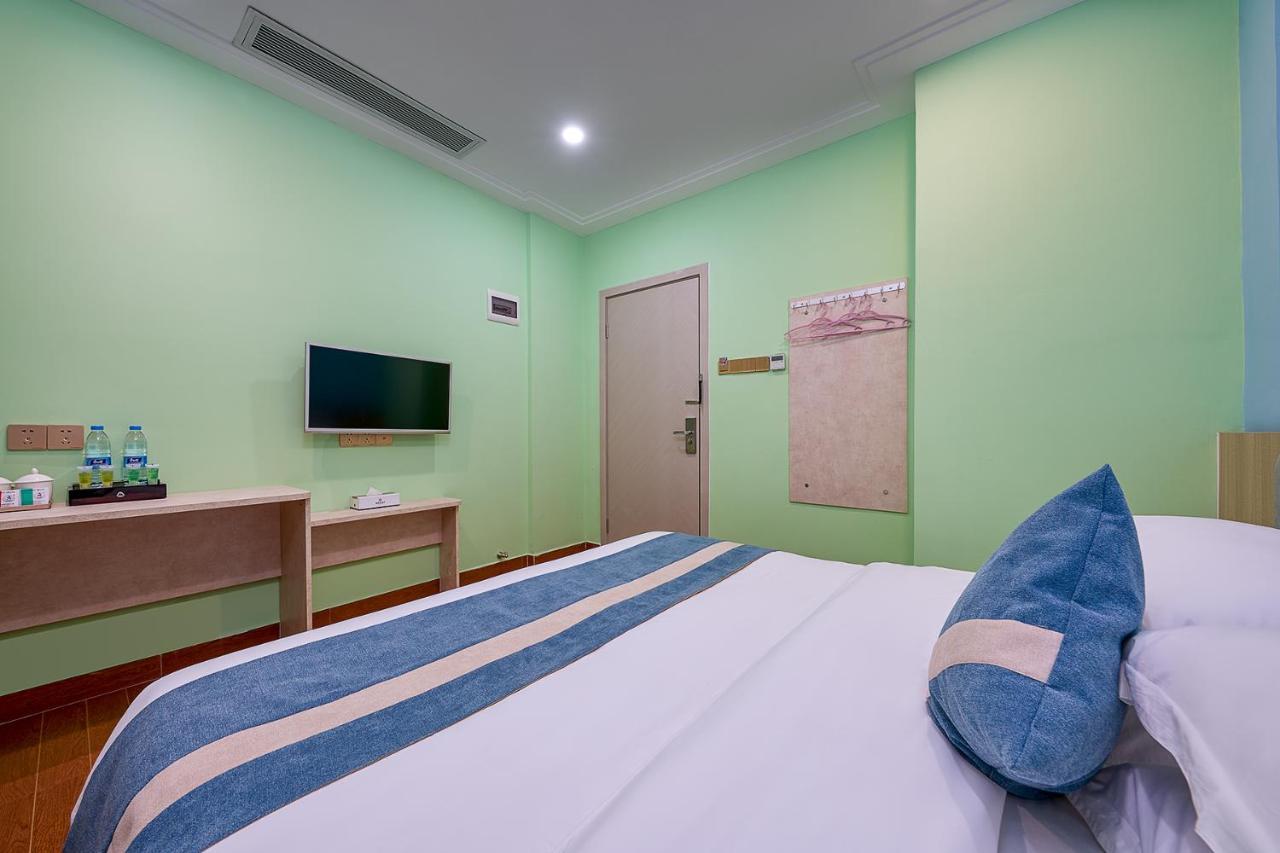 Frida Hotels Guangzhou Baiyun International Airport Εξωτερικό φωτογραφία