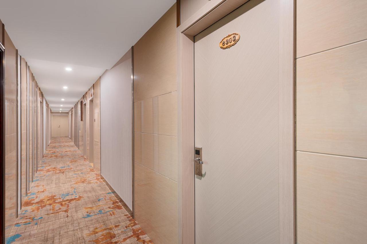 Frida Hotels Guangzhou Baiyun International Airport Εξωτερικό φωτογραφία